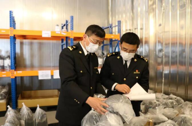 <a href='http://m.chinaepdmgranules.com' title='危險(xiǎn)品運(yùn)輸' >危險(xiǎn)品運(yùn)輸</a>